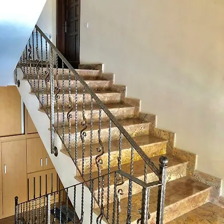 Daire Apartament Central
